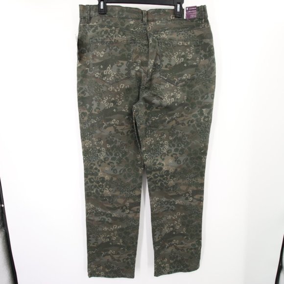 Gloria Vanderbilt Green Camouflage Pants Slimming Stretch Jeans Size 16 NWT - Picture 12 of 12